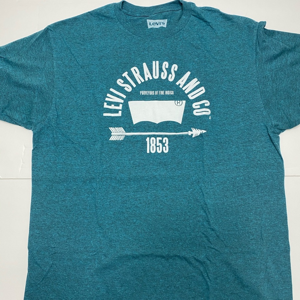 Levi’s Strauss t-shirt .